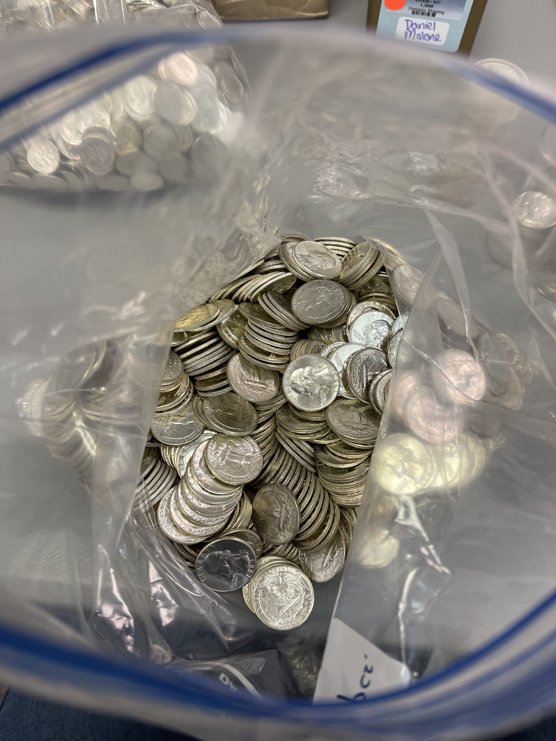 Uncirculated Roll Of Washington Quarters Mixed 1960's Dates & Mints *As Seen In Video From Original Rolls - Image 2