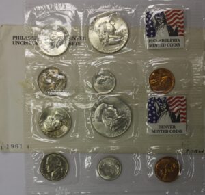 Auction - 1961 P D BU Mint Set Repackaged