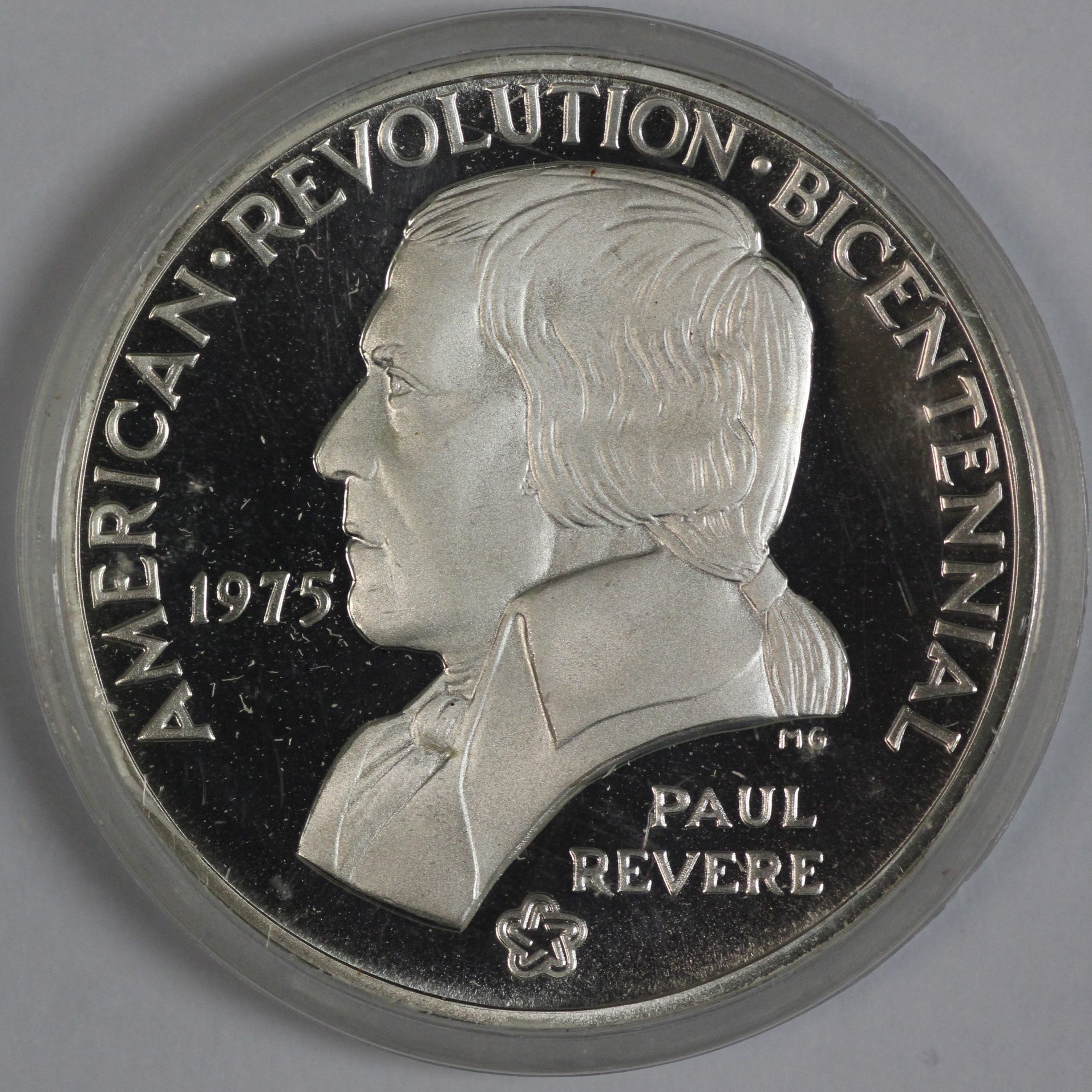 Auction – 1975 Bicentennial Sterling Silver Medal – Commemorating