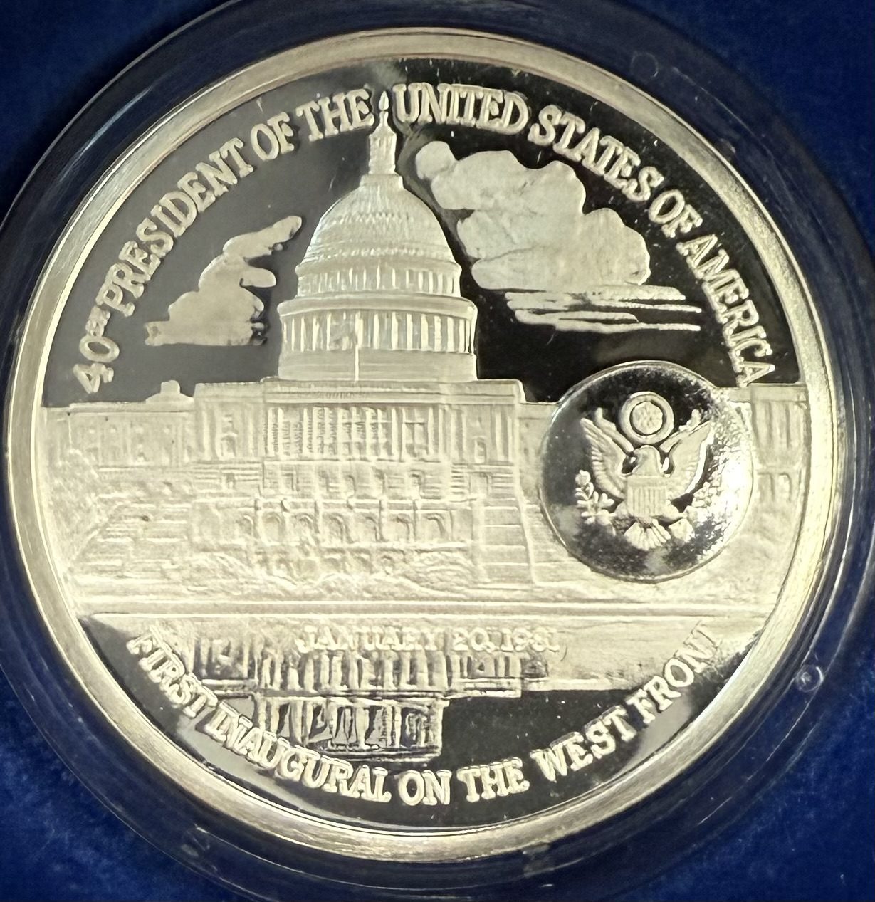 Auction - 1981 Ronald Reagan Inaugural Medal .999 1 oz Silver - Image 3