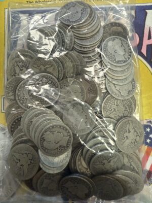 (1) Barber Quarter Random Date And Mint Mark - Circulated With Full Date