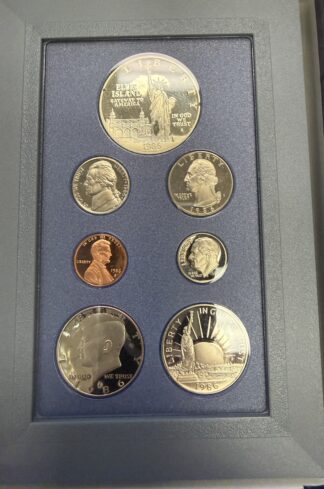 Auction - 1986 S Prestige Silver Dollar Proof Set Dollar Has Issues