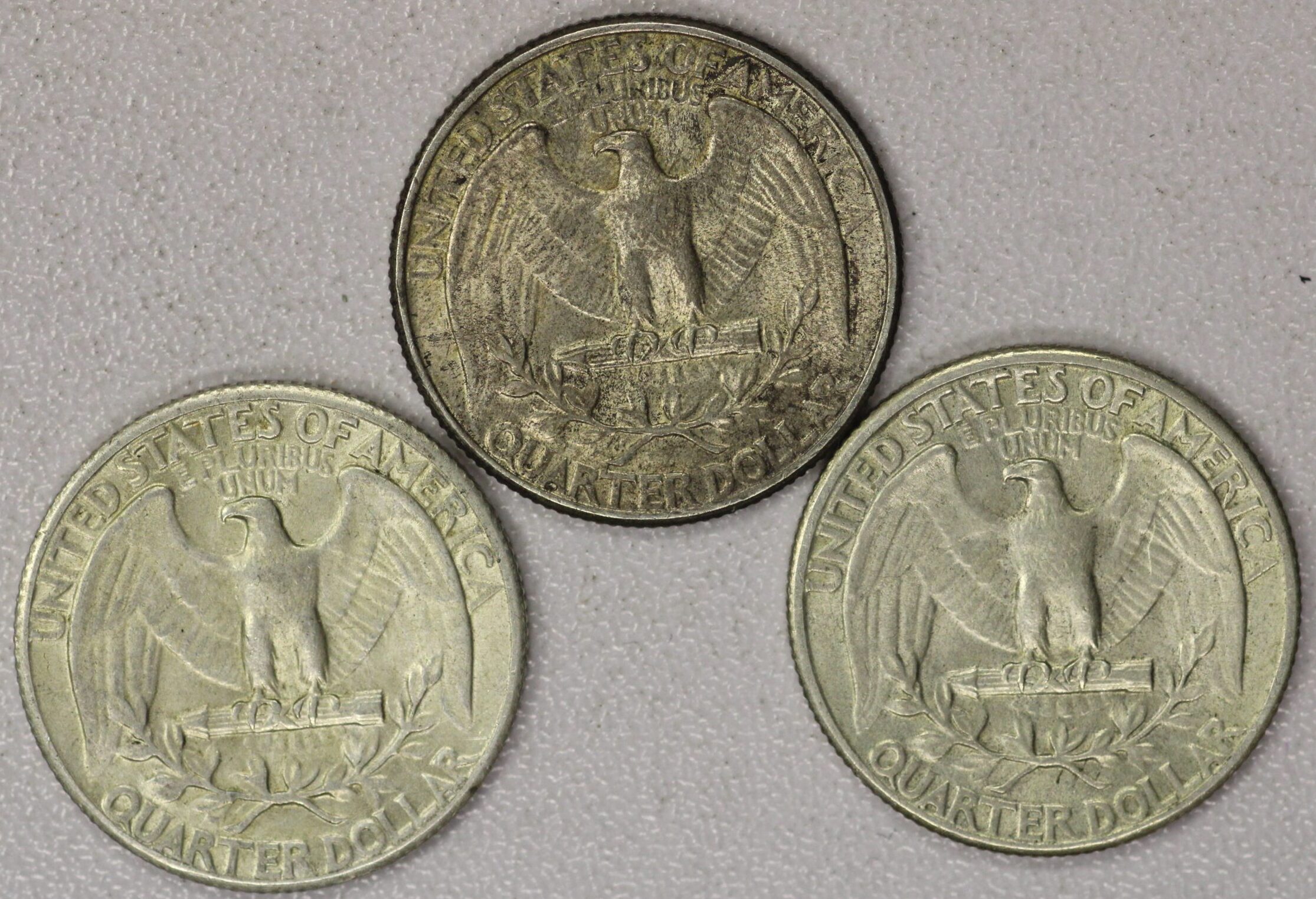 1932, 1934 & 1935 Washington Quarters All are XF - Image 2