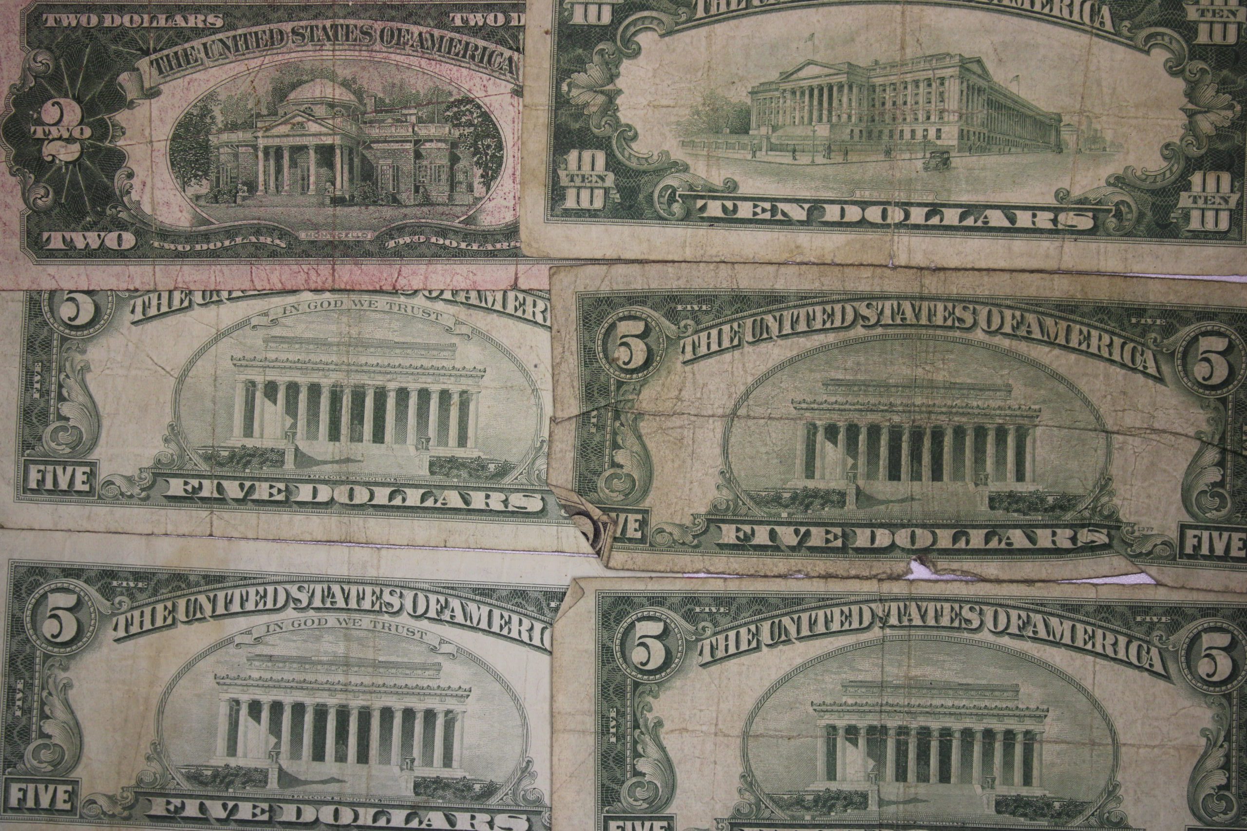 AUCTION- 1928-1963 $32 Dollars Face Value Very Worn Banknotes - Image 2