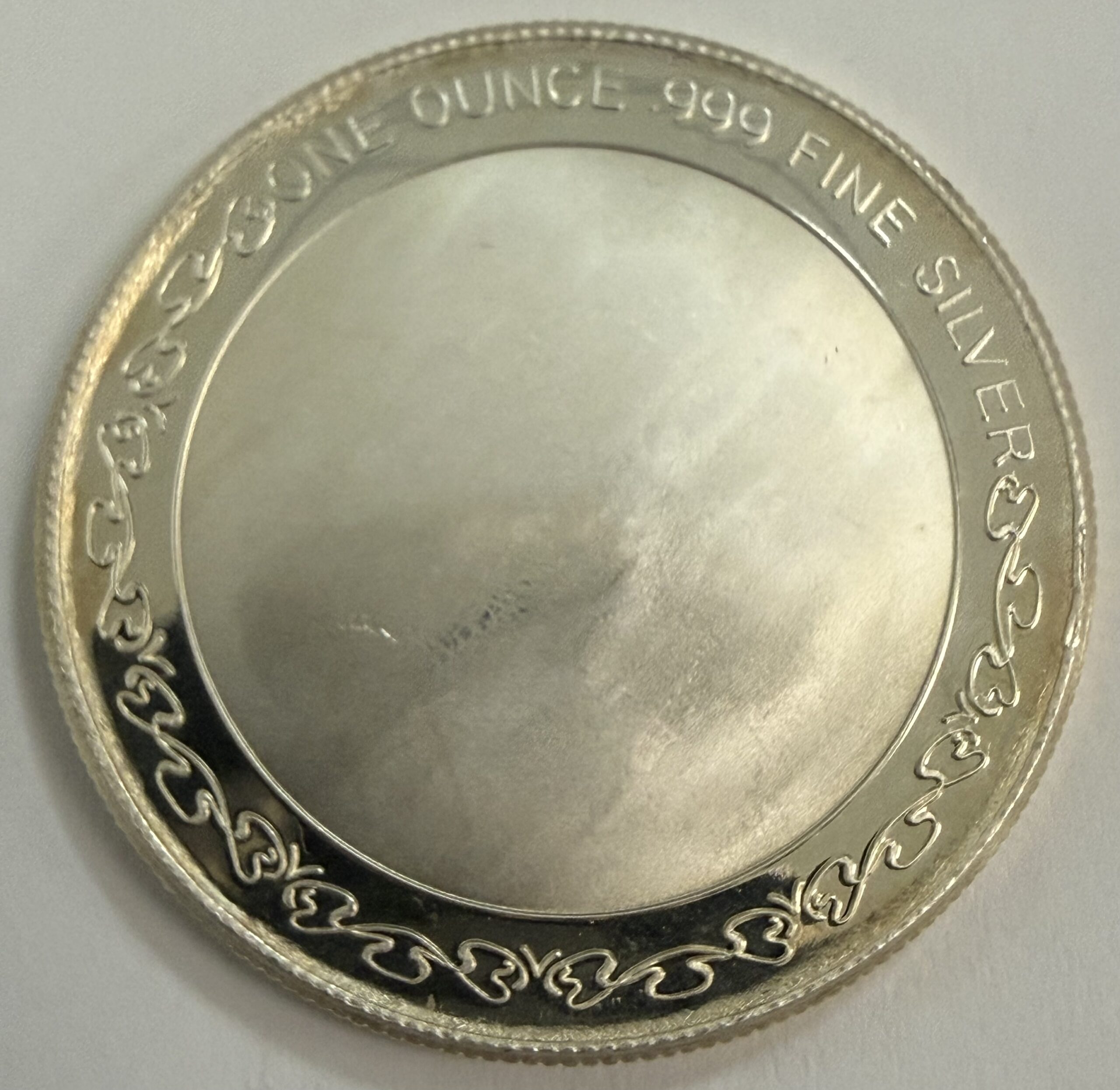 Auction- 1 ounce .999 Fine Silver Football Art Round (Light Toning) - Image 2
