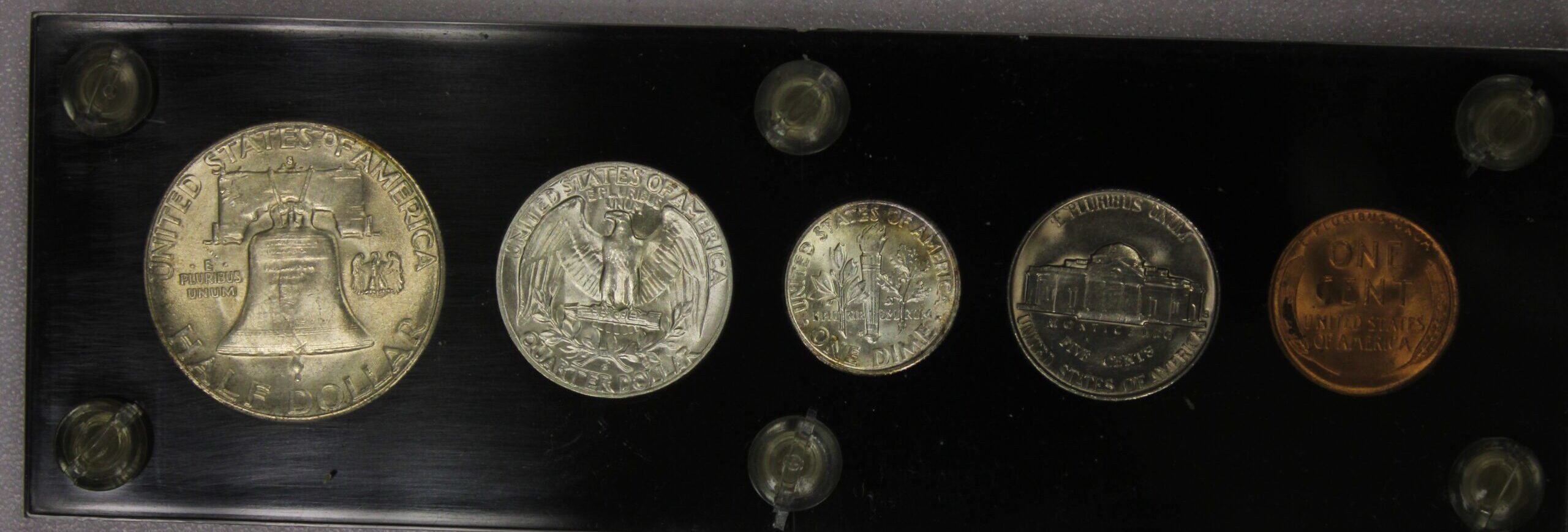 AUCTION- 1953-D Uncirculated Coin Set Half thru Cent in Capitol Holder - Image 2
