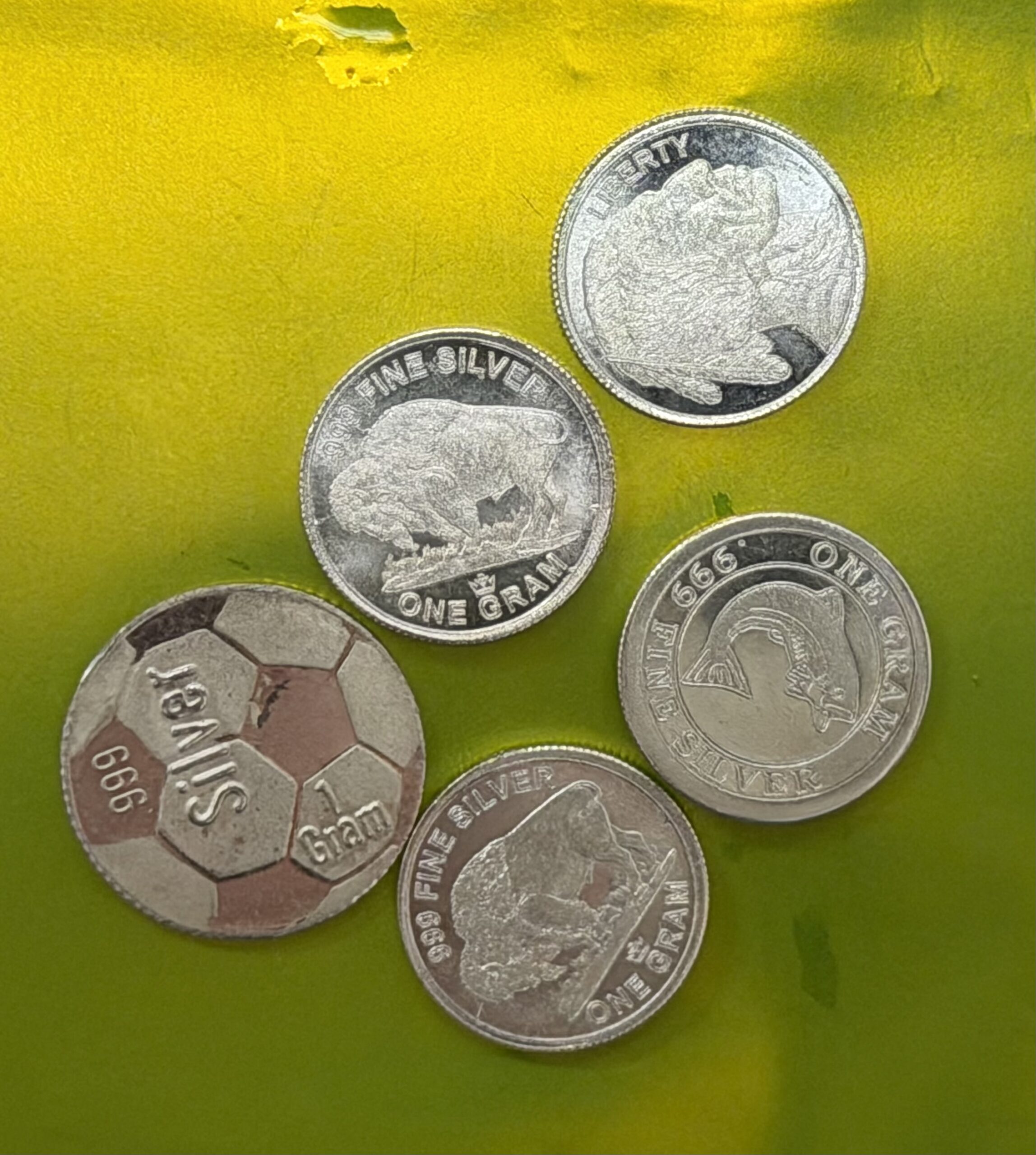 Auction-12.1 Grams .999 Silver including Tommy Gun and Five 1 Gram Rounds - Image 2