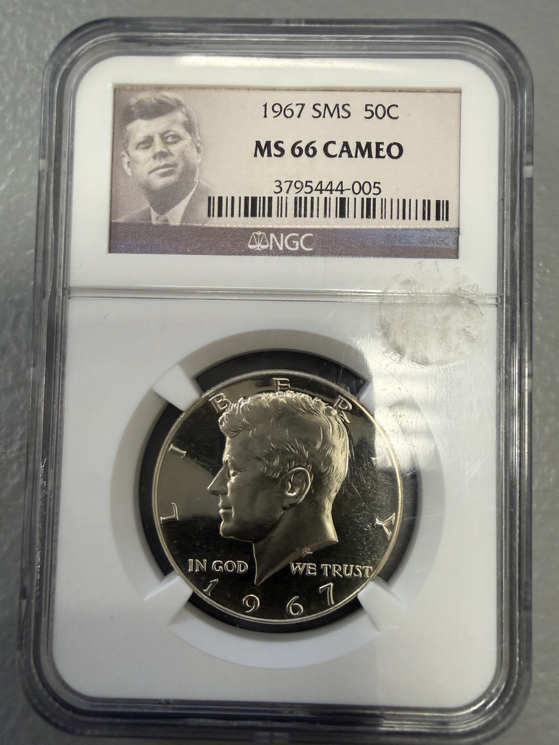 Auction-1967 SMS Kennedy Half Dollar NGC MS66 Cameo