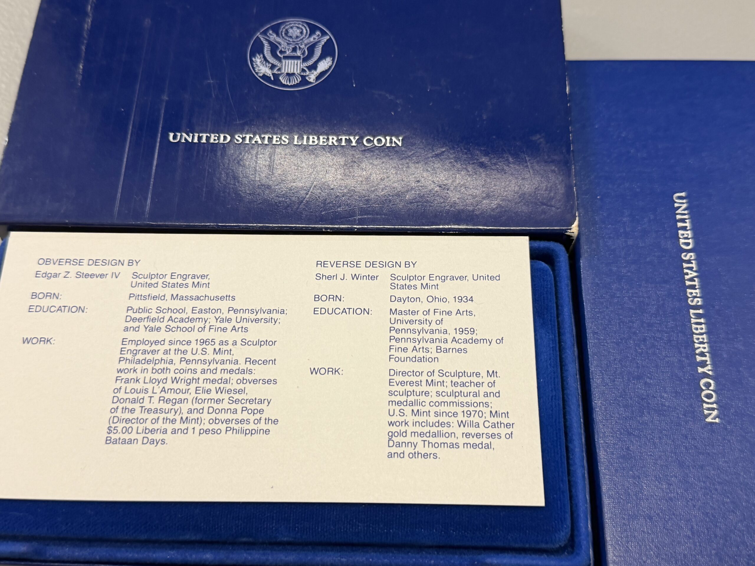 Auction-1986 Proof Liberty Silver Dollar and Proof Clad Half Dollar. Dollar Milky. OGP/COA - Image 2