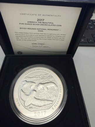 2017 Five (5) Ounce Silver ATB Effigy Mountains National Monument Iowa OGP/COA